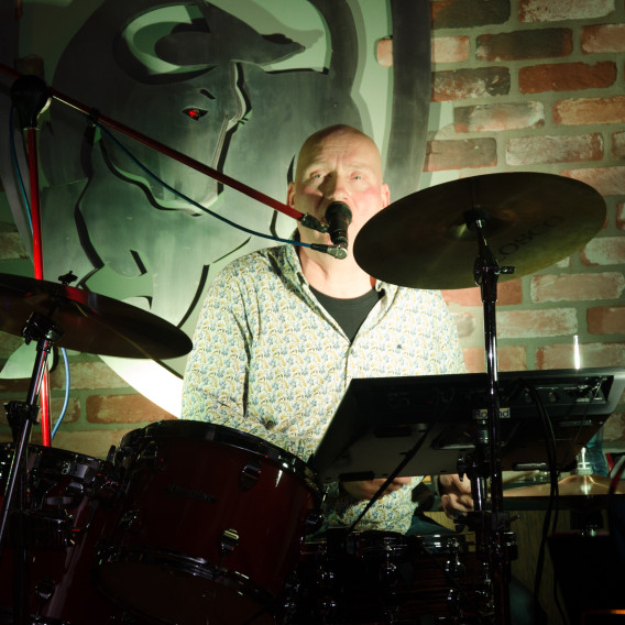 Ton Broedersz | Shambles Coverband